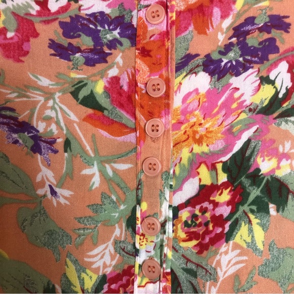 S.R. Fashion Floral Button Down Blouse Size XXL - Picture 3 of 8